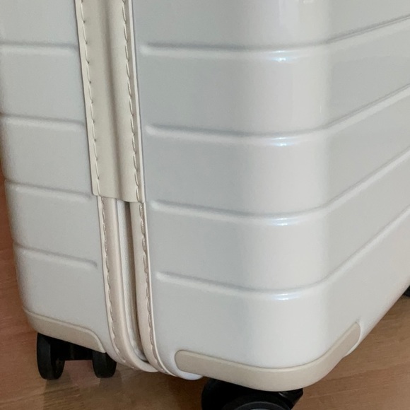 Away Bags Limited Edition Away Travel Luggage Pearlized White Y2k